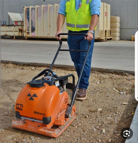 اجاره کمپکتور فارسی بر پمپ باد همزن شیارزن بالابر